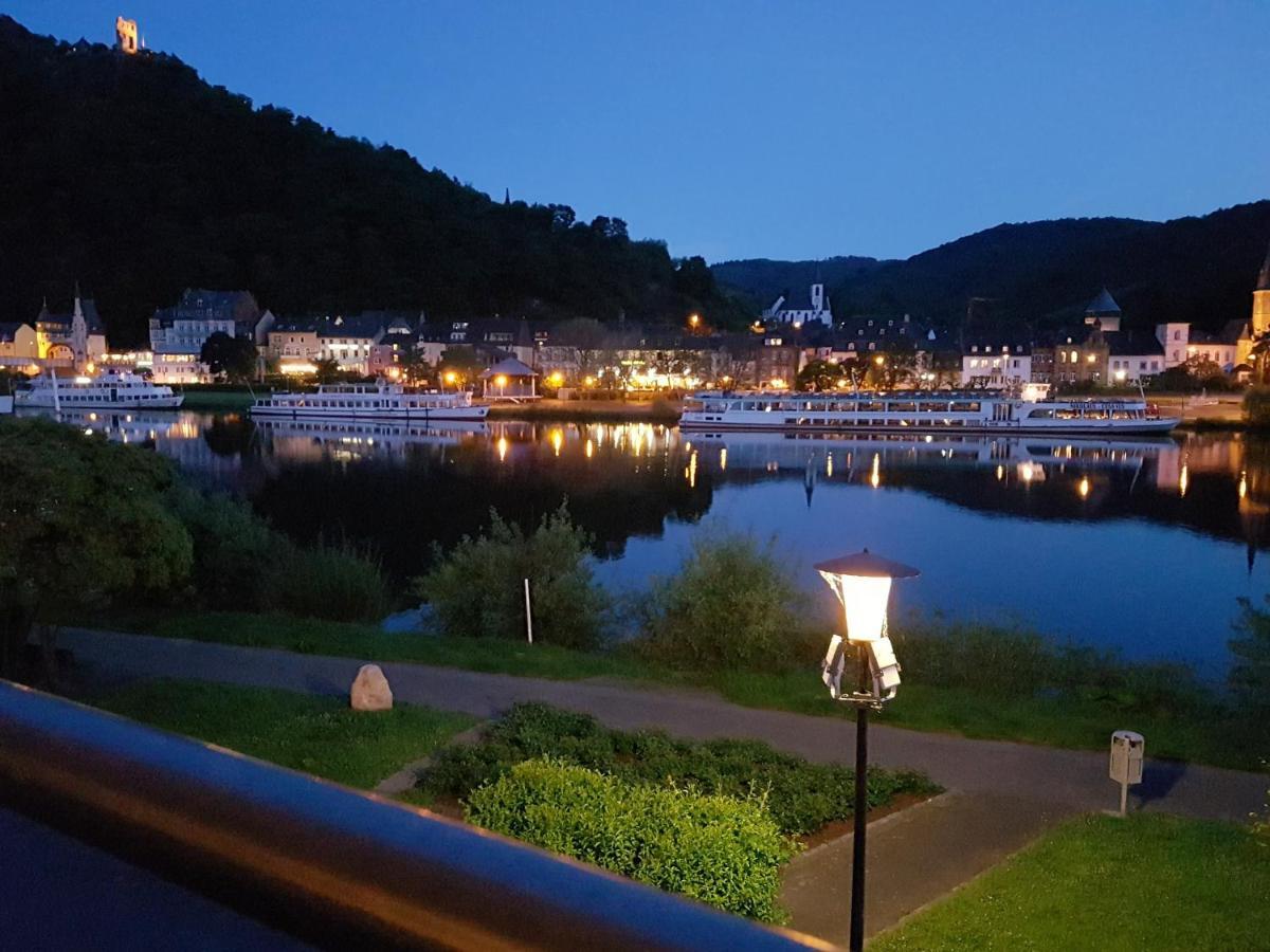 Mosel-Loggia - Luxusapartment -Terrass - Klimaanlage Traben-Trarbach Luaran gambar