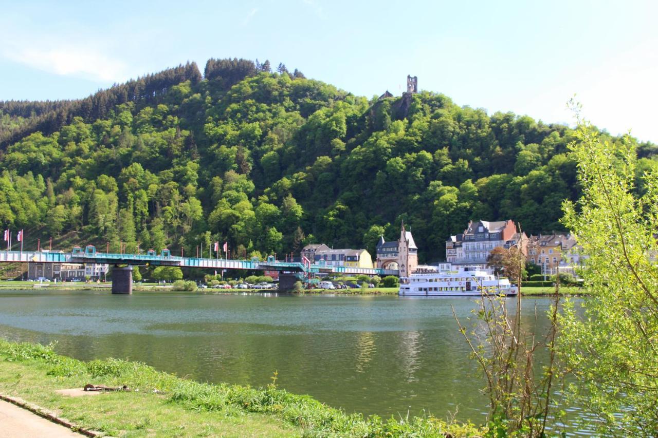 Mosel-Loggia - Luxusapartment -Terrass - Klimaanlage Traben-Trarbach Luaran gambar